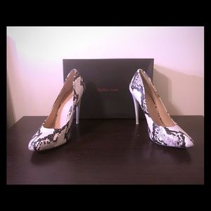NIB Python Pumps - Sz 9.5